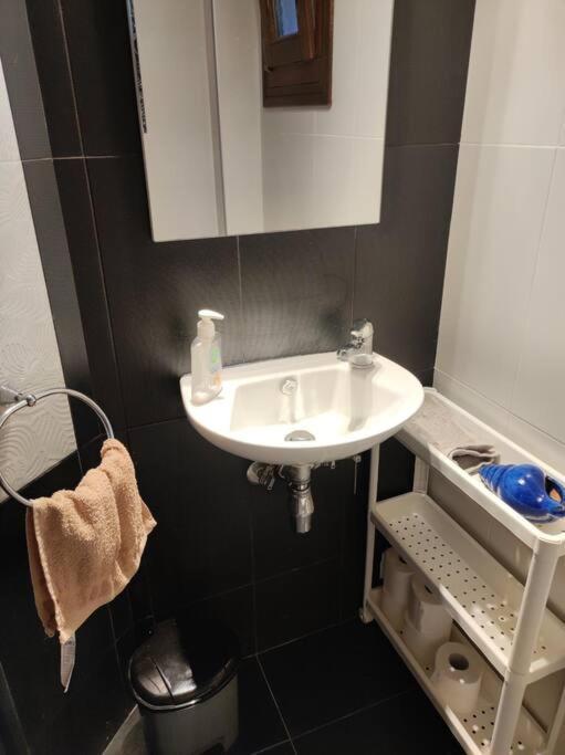 Marilia Home Афисос Екстериор снимка